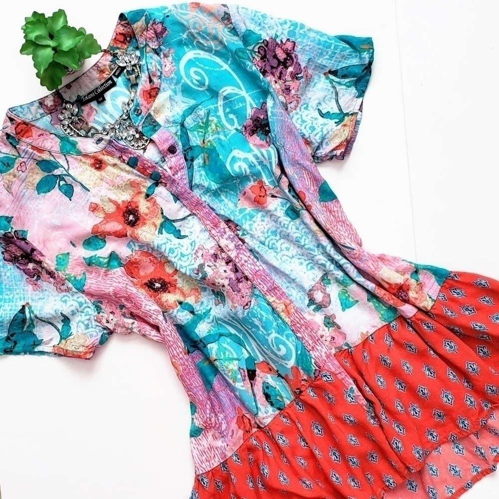 Tolani Collection Button Front Ruffle Peplum Tunic V-Neck Top Shirt Size Small